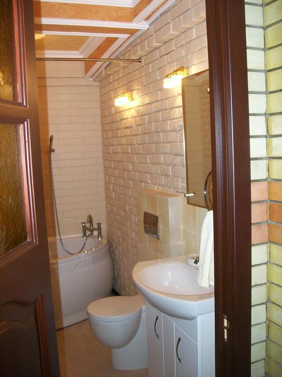 Athome Sumy Ngoại thất bức ảnh